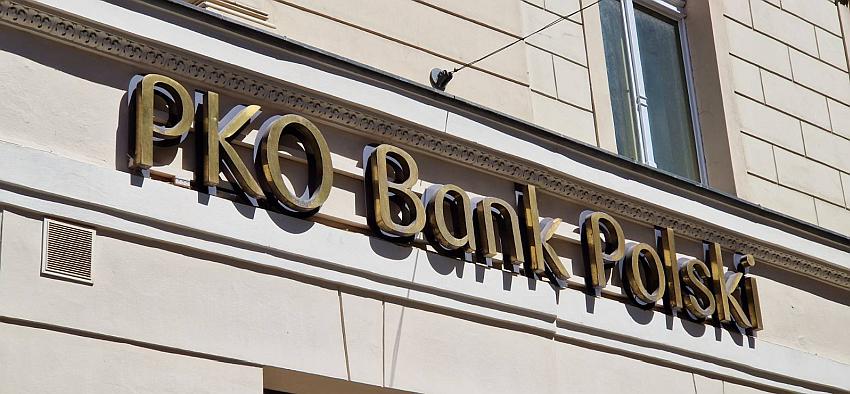Bezpłatnie prześwietlamy firmy faktoringowe i banki w poszukiwaniu najtańszej oferty dla firm z Poznania i okolic - zadzwoń!