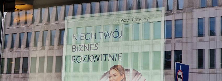 Bezpłatne porównanie kredytów firmowych w Poznaniu - zadzwoń po aktualną ofertę!